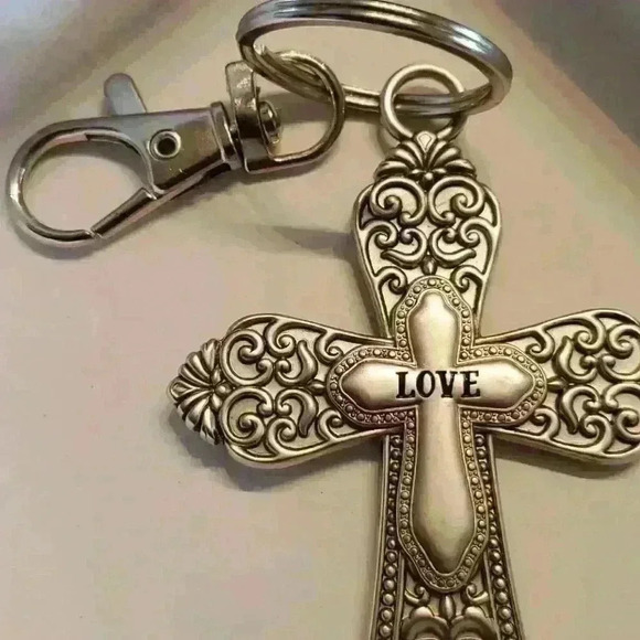 Cross  keychain - Picture 4 of 5